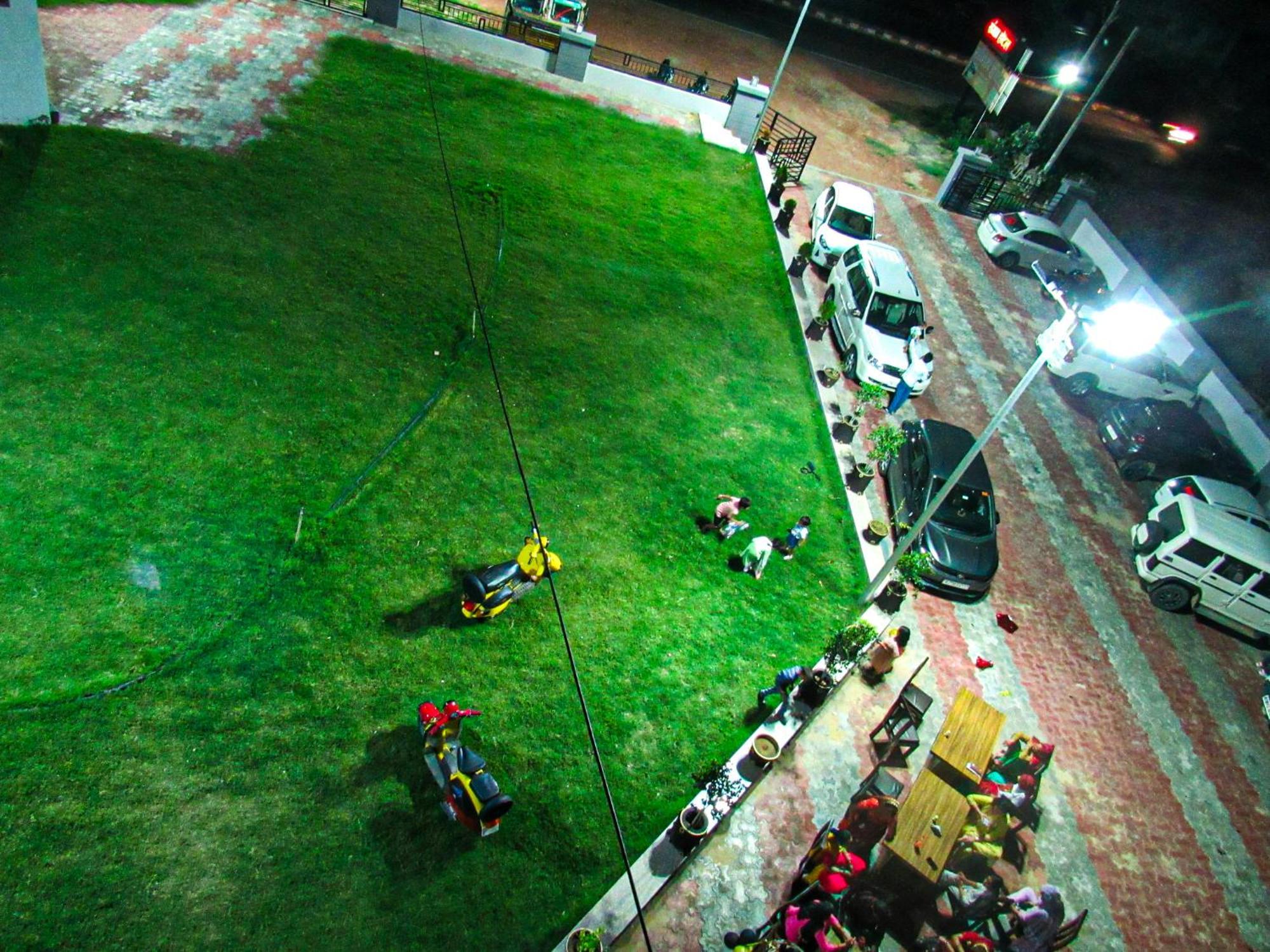 Sangam Hotel Chirawa Exterior foto